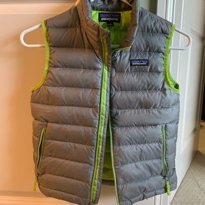 Boys Patagonia Down Sweater Vest Size Small 7-8
